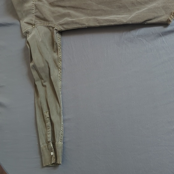 Aerie Mens Medium Button Down Short Green - Picture 8 of 8